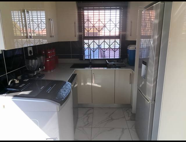 4 BEDROOM HOUSE FOR SALE IN TLHABANE WEST